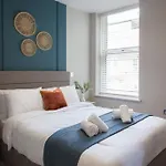 Near Station - 1 To 3 Bedroom Options - Sleeps 1 To 6