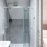 Apartamento Near Station - 1 To 3 Bedroom Options - Sleeps 1 To 6