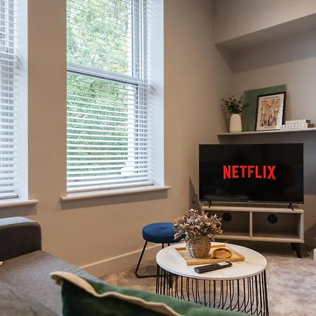 Near Station - 1 To 3 Bedroom Options - Sleeps 1 To 6 Apartamento Leeds (West Yorkshire)