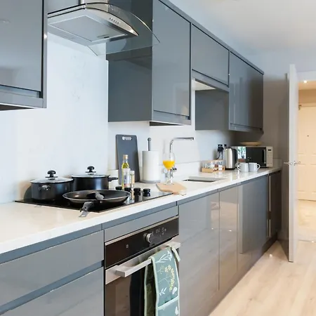 Διαμέρισμα Near Station - 1 To 3 Bedroom Options - Sleeps 1 To 6 Λιντς