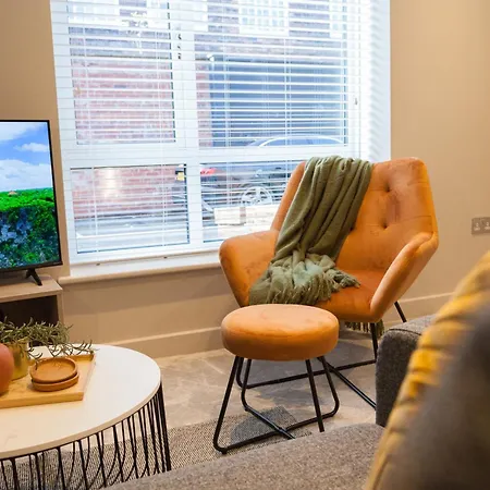 Near Station - 1 To 3 Bedroom Options - Sleeps 1 To 6 Διαμέρισμα